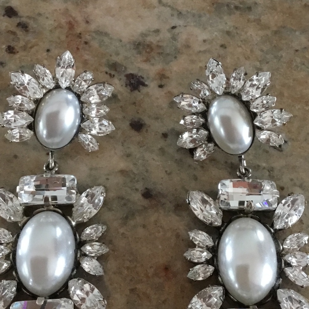 Dannijo Oxidized Silver Crystal Pearl Drop Earrings - Picture 3 of 7